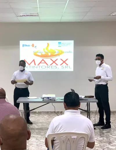 Curso de capacitación llevado a cabo por Maxx Extintores